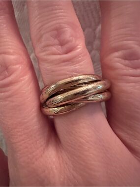 Banana Republic | Gold Tone Woven Ring | 7